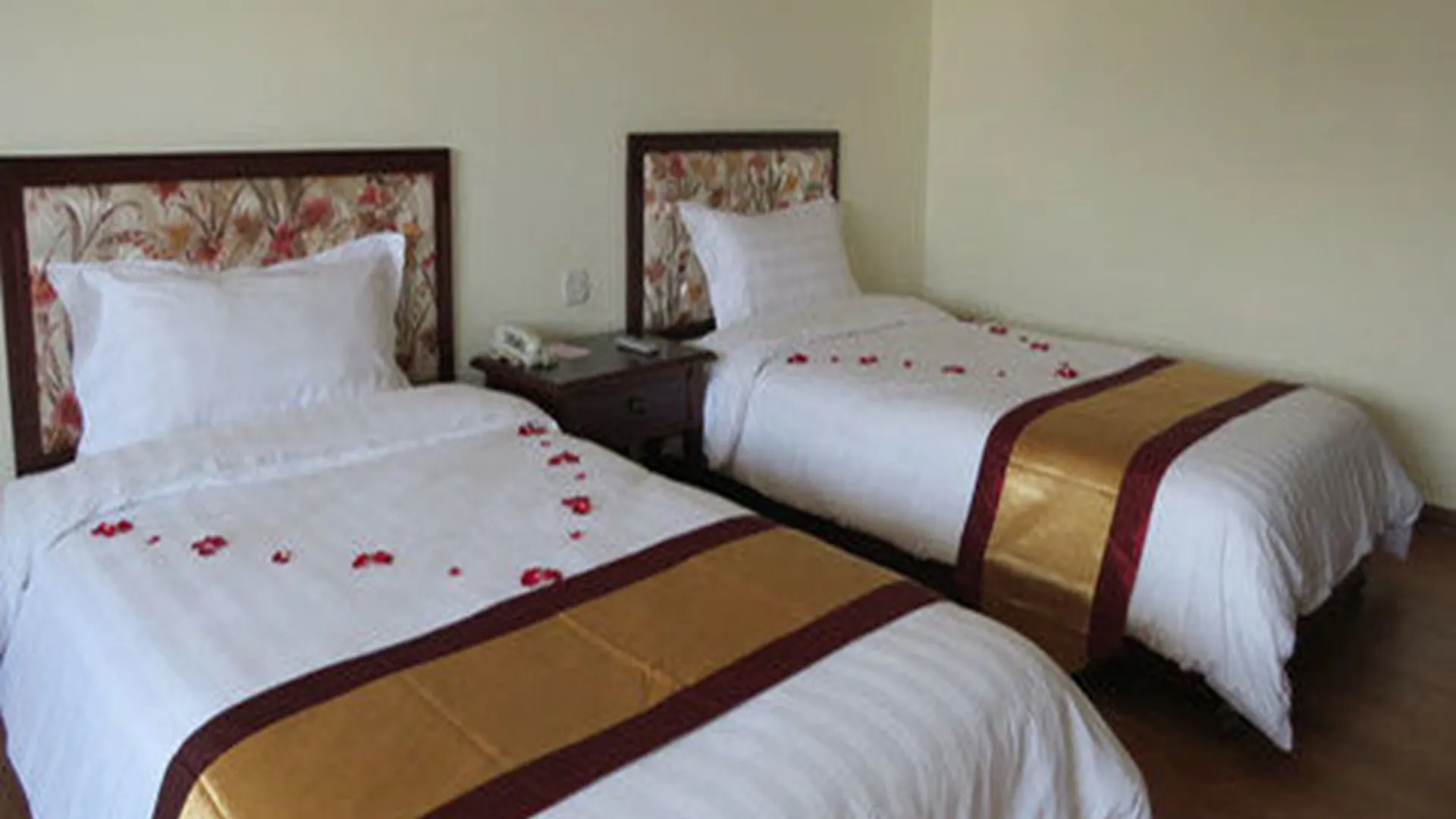 City Hotel Yangon 3*,  Birmania